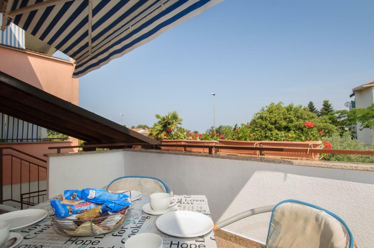Apartments Nives Poreč Zewnętrze zdjęcie
